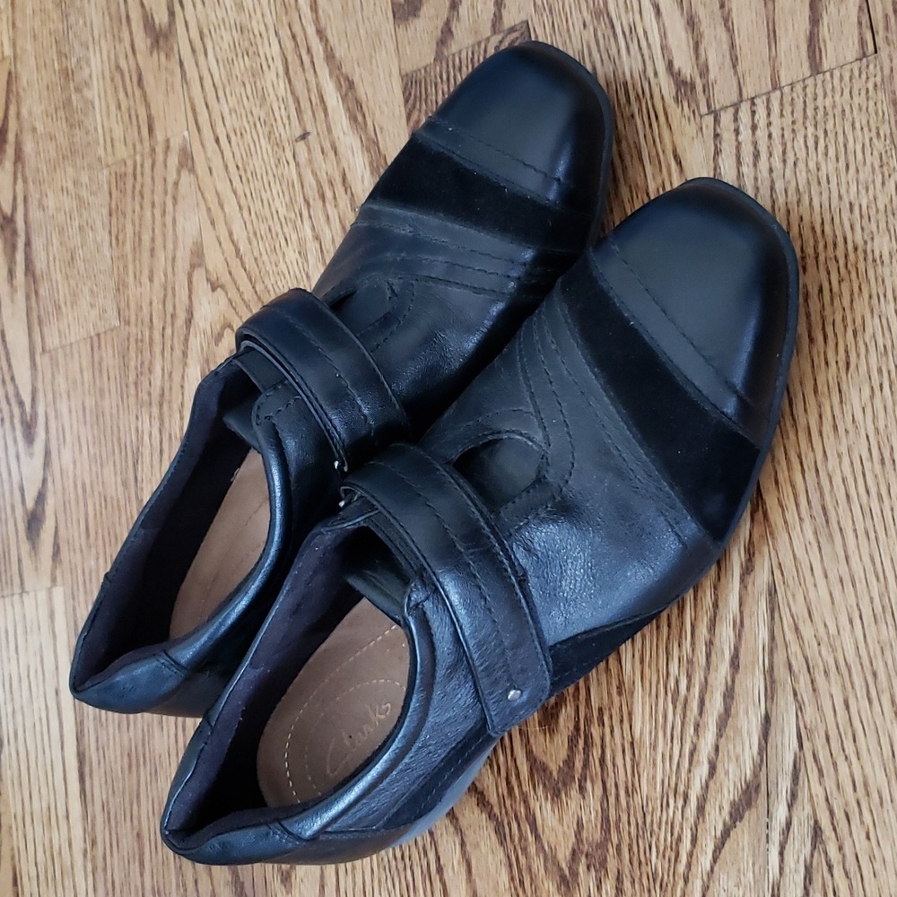 (8N) Clarks Artisan Leather Velvet Comfortable Minimalist Classic Office Work